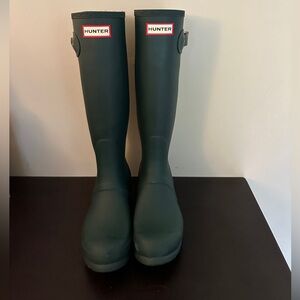 Hunter tall rain boots